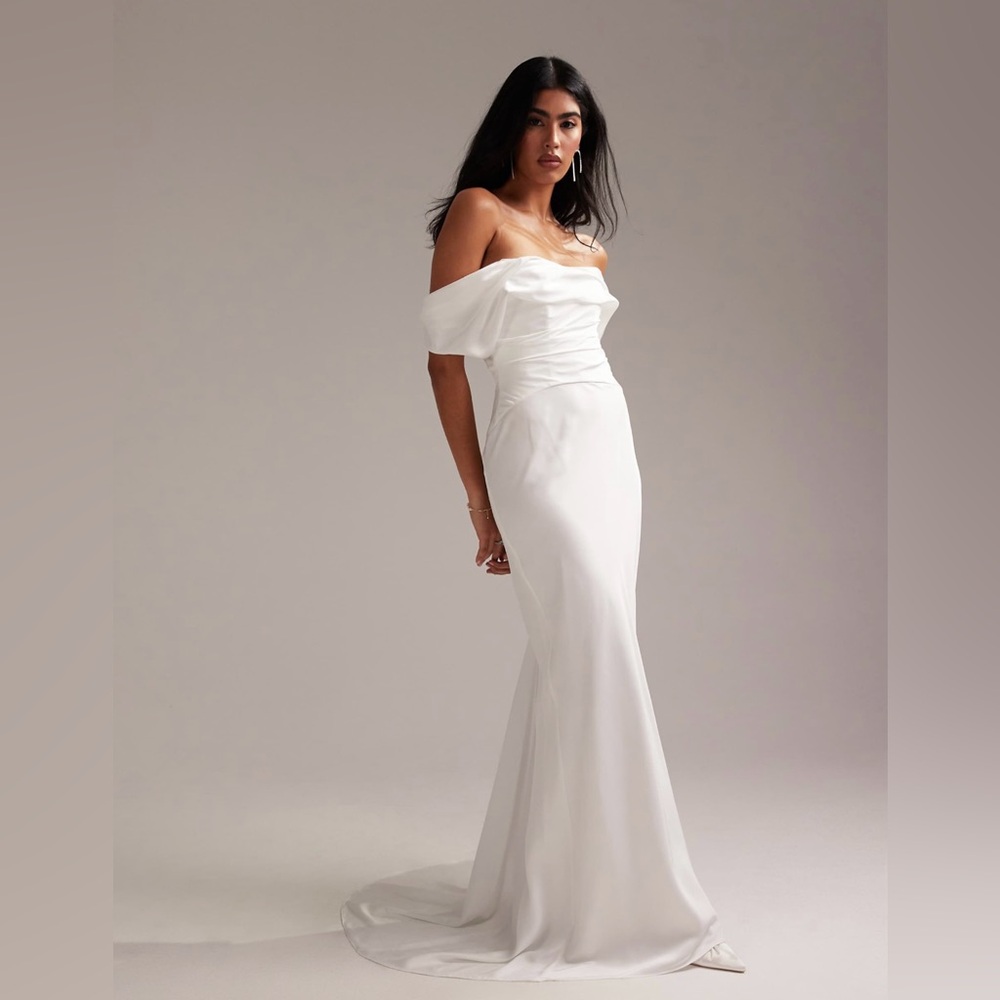 NEW ASOS Curve Bardot Off-Shoulder Satin White Wedding Dress Plus Size 22